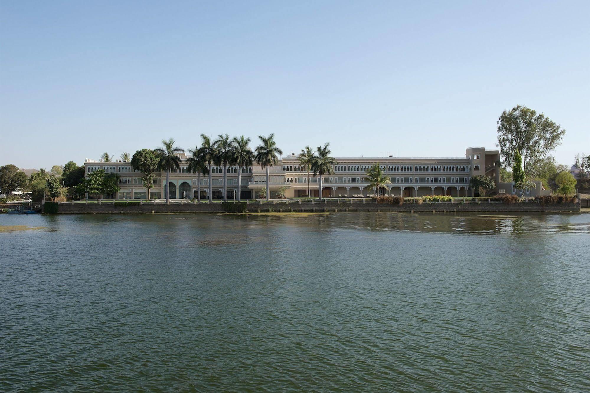 Hotel Lakend Udaipur Eksteriør billede